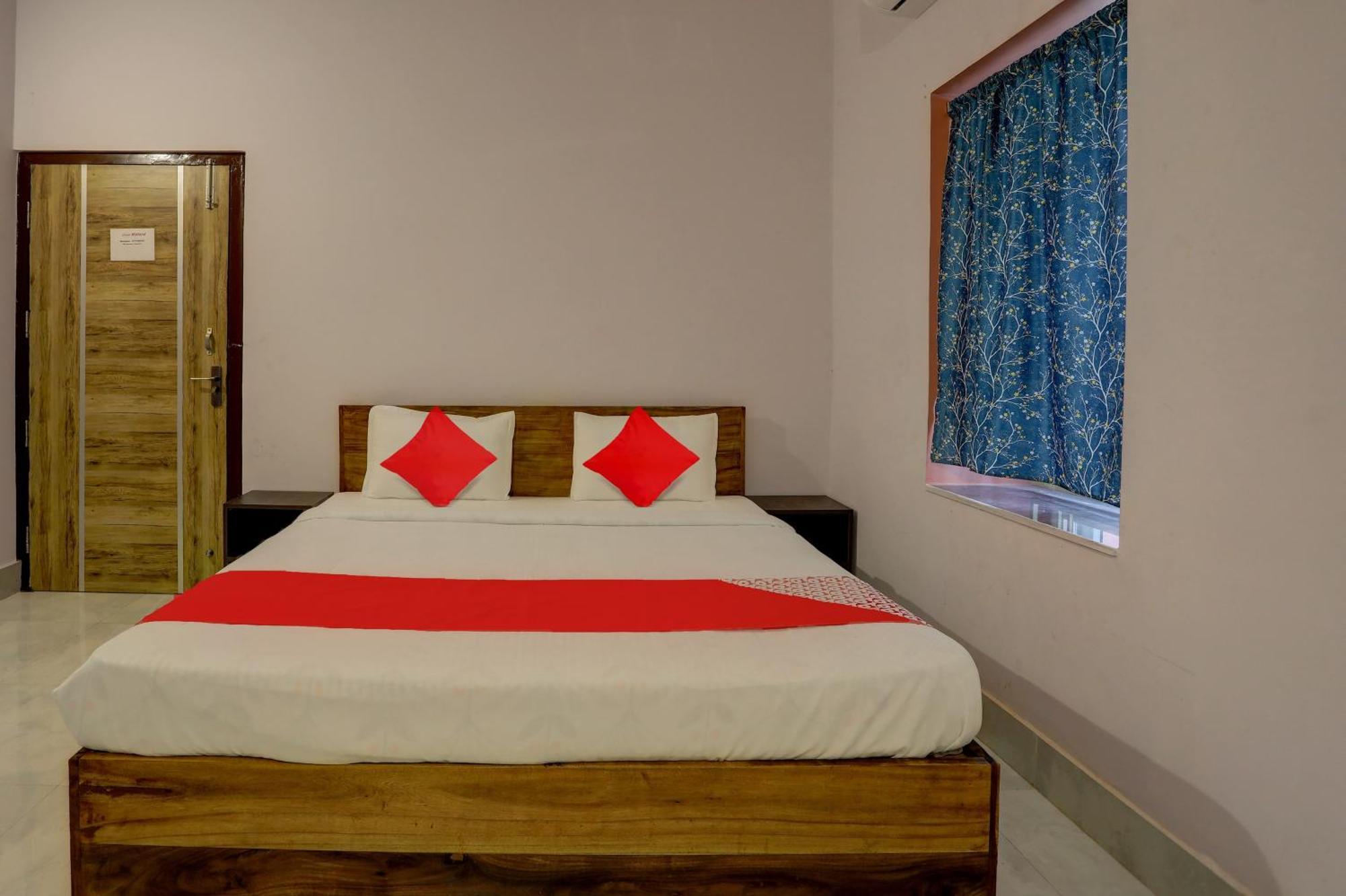 Hotel O Casa Midland Bhubaneswar Exterior foto